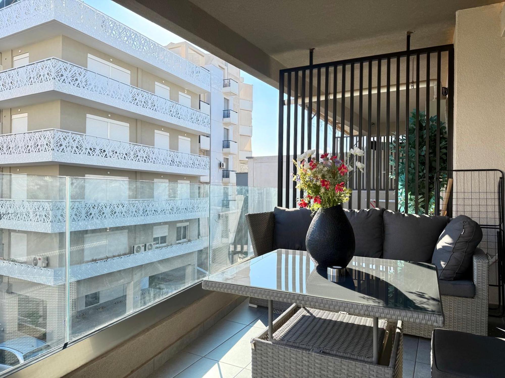 Sky - Cloud9 In The Appartement Athene